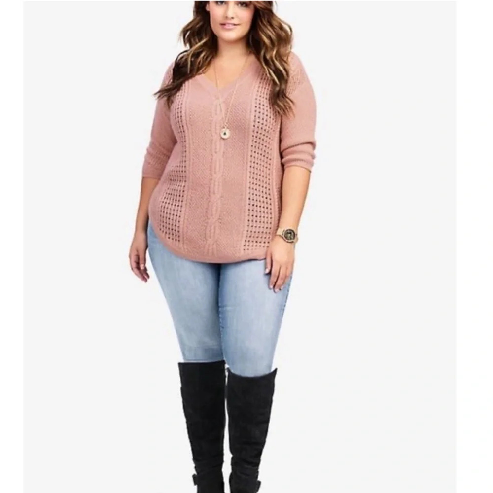 Torrid Lurex Cable Knit V-Neck Sweater Size 1- 14/16